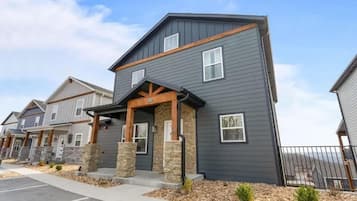 9 عدّة غرف نوم