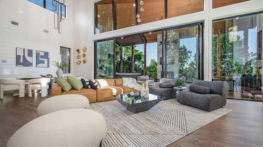 Sit n Go Family Retreat Poker Darts Billiards