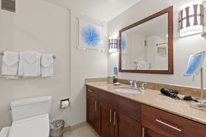 Hair dryer, towels, soap, shampoo - Two 2BR Condos @ Hilton Lagoon Tower (Honolulu)