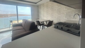 Unclassified image, 5 of 10, button - Gorgeous 1 Bedroom Sea View Apartment (San Pawl il-Baħar)