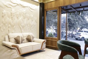 Unclassified image, 3 of 34, button - Hotel Absolut Comfort (Amritsar)