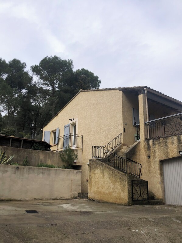 Imagem sem classificação, 1 de 15, botão