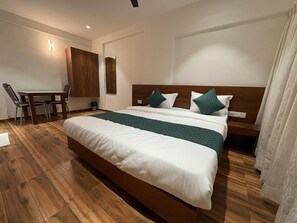 Free WiFi - Sindu Executive Lodging (Pune)