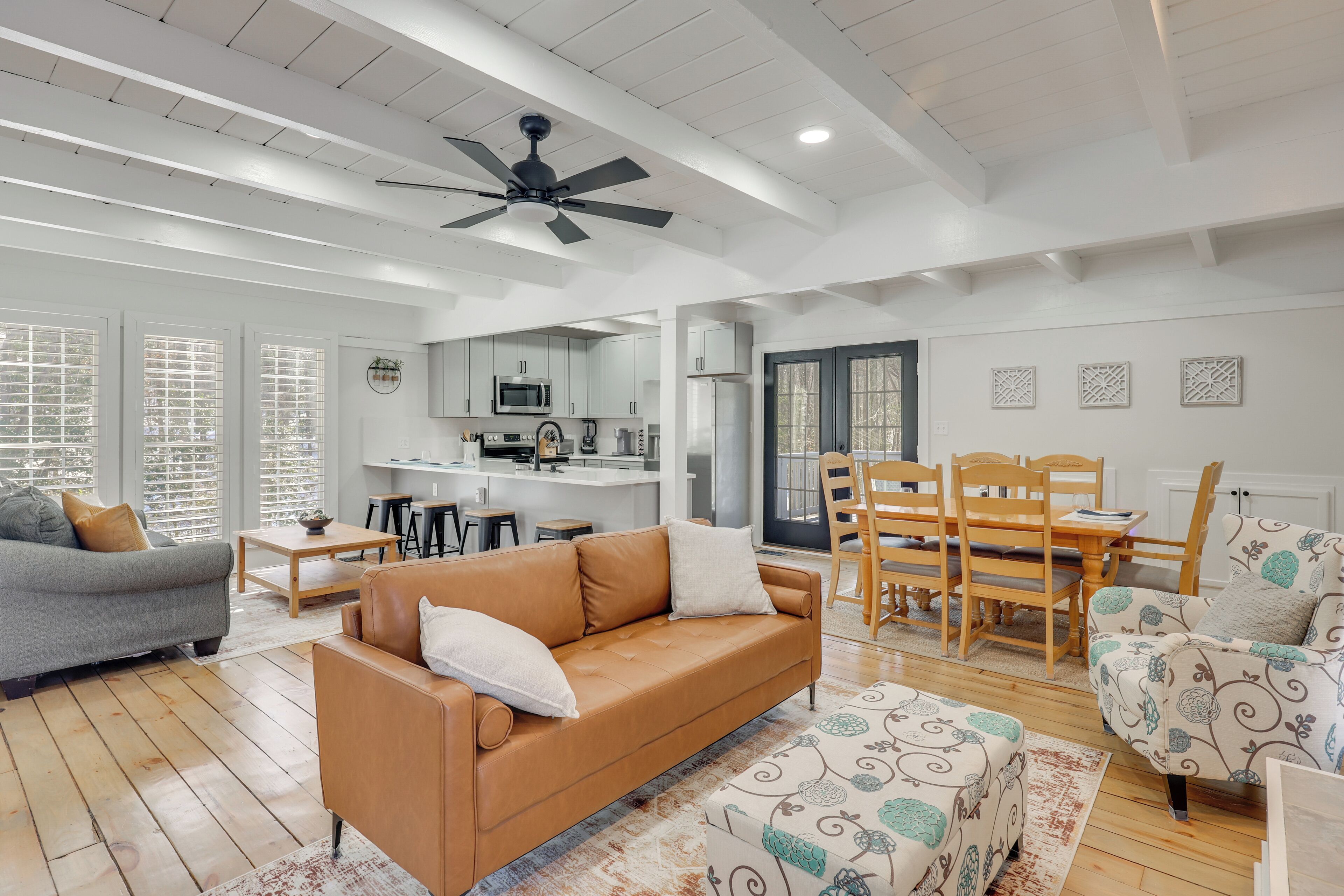 House (2 Bedrooms) | Interior