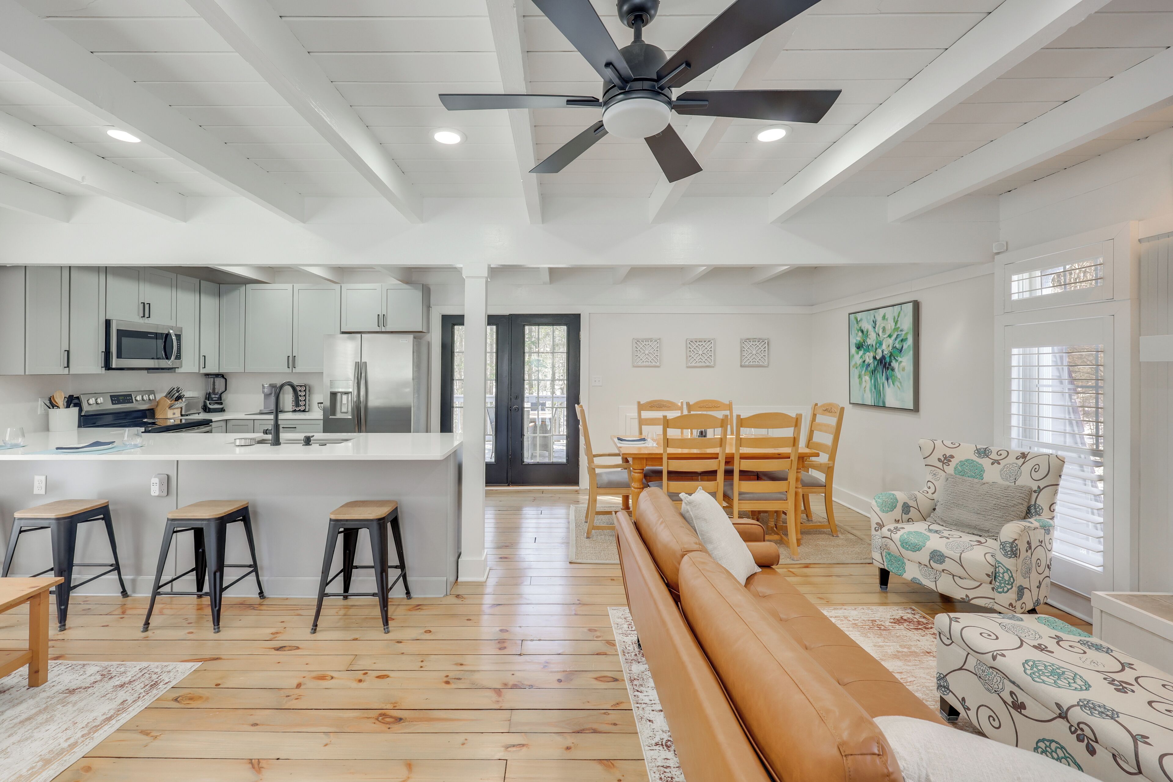 House (2 Bedrooms) | Interior