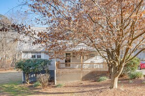 House (3 Bedrooms) | Interior - Fish & Swim Off the Dock: Lake Sinclair Family Gem (Eatonton)