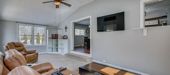 รีทรีตที่เงียบสงบพร้อมอ่างน้ำร้อนส่วนตัวในนิวอัลบานี