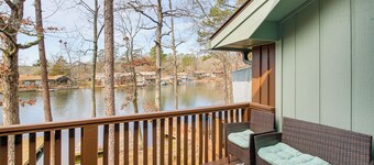 德索托湖度假屋附私人碼頭及度假村設施  