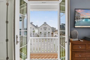 Interior - Popp’s Place | Preppy Coastal Retreat Steps from Pool and Lake @CS South (Port Aransas)