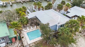 Pool - 4 Br 3 Ba - Bay Front Property W/ Private Pool (Gulf Shores)