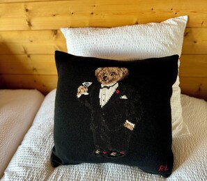 Interior detail - Superb chalet ski in ski out jacuzzi fitness room 12 people (Courchevel)