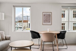 Interior - City Center, Light & Modern Apartment (Bergen)