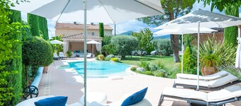 Elegant Villa in Les Mees With Garden