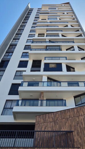 Exterior - New Premium Apartment with Fiber WiFi • Home Office • Manaíra Oceanfront • Pool (João Pessoa)