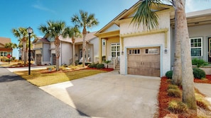Exterior - Pelican's Nest 3 bedrooms, 3.5 bathrooms (Jekyll Island)