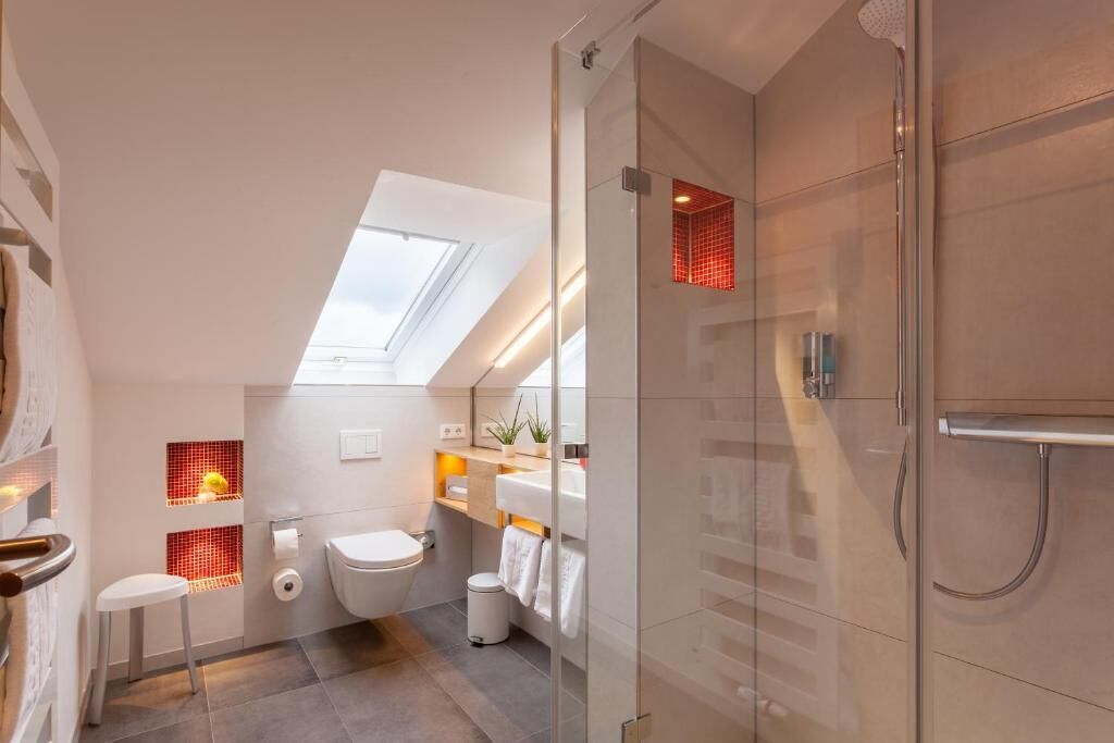 Panoramic Double Room | Bathroom | Shower, hair dryer, soap, shampoo