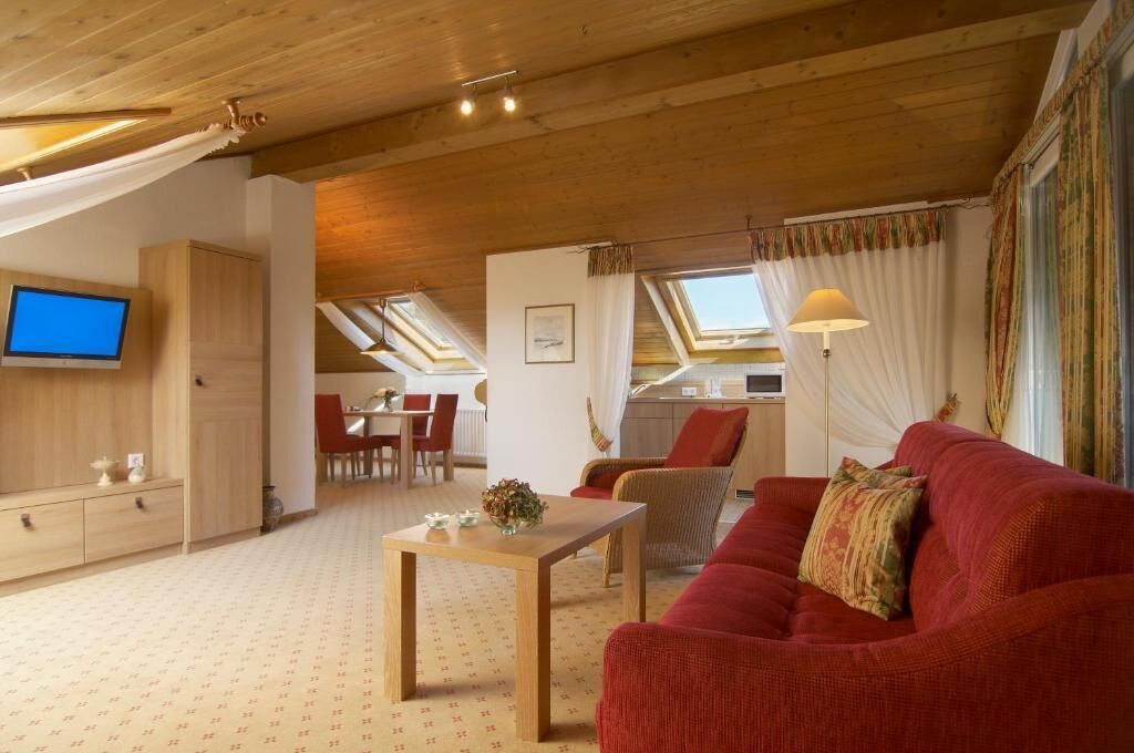 Suite, balcón | Zona de estar