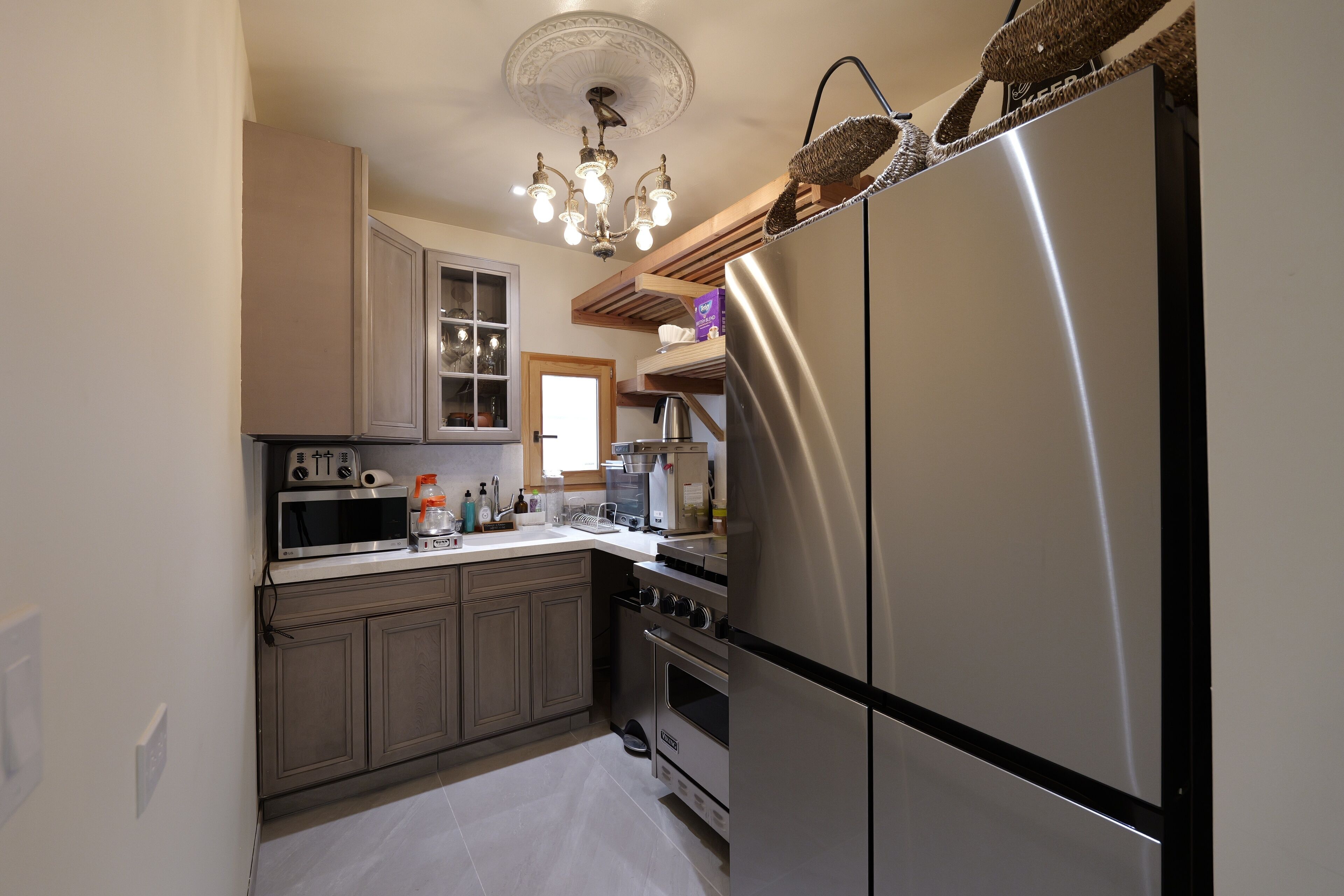 House, 4 Bedrooms | Private kitchen | Fridge, oven, coffee/tea maker, toaster