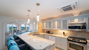 Apartemen, 2 kamar tidur | Dapur pribadi | Lemari es dan oven