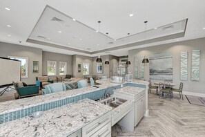 Interior - RESORT STYLE LIVING. PREMIER GATED COMMUNITY. WALKING + BIKING PATHS. (Bradenton)