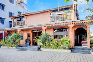 House | Exterior