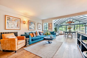 Living area - Stunning English country house in rural Kent (Eastry)