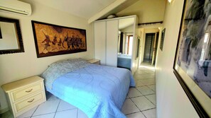 3 chambres, fer et planche à repasser, accès à Internet, literie fournie