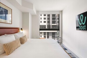 1 bedroom, iron/ironing board, WiFi, bed sheets - Downtown 1BR | FIFA Fan Fest | World Cup (Miami)