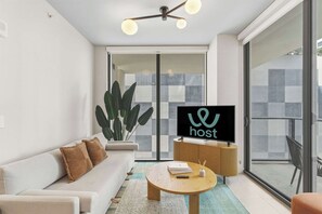 TV - Premium 2BR Condo | FIFA Fan Fest | Skyline Pool (Miami)
