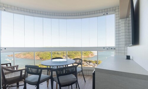Building w/ Pool in Front of the Beaches of Bacutia and Peracanga - Emqs