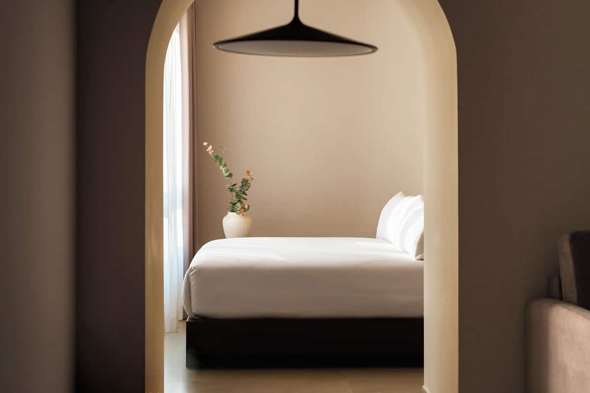 Studio with sofa bed | Individually decorated, individually furnished, desk, laptop workspace