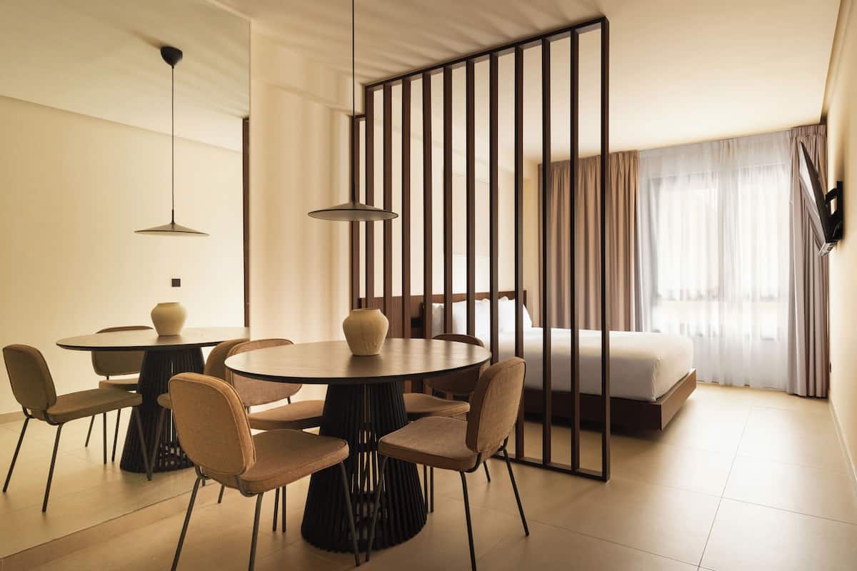 Studio - wheelchair accessible | Individually decorated, individually furnished, desk, laptop workspace