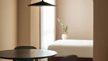 Estudio, 1 cama doble con sofá cama | Decoración individual, mobiliario individual, escritorio