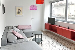 Luokittelematon kuva, 4 kautta 6, painike