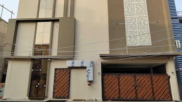 House | Exterior detail