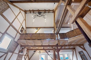 Imagen sin descripción, 3 de 34, botón