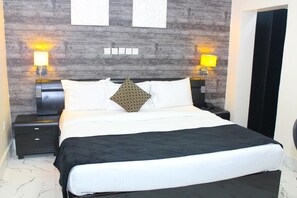 Deluxe Room, Balcony, City View - Rocozee Hotel  (Warri)