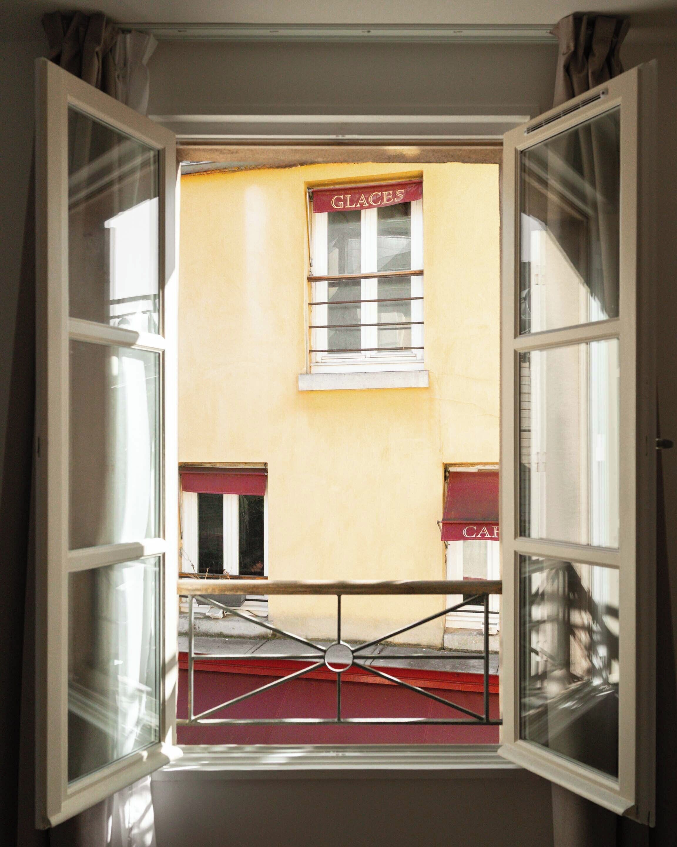 Décoration personnalisée, ameublement personnalisé, bureau