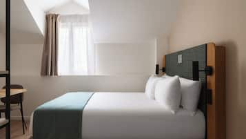 Decoración personalizada, muebles diferentes y escritorio