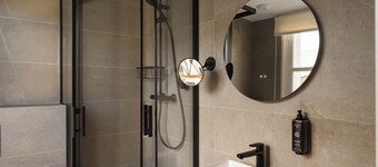 Limehome Versailles Rue du Bailliage