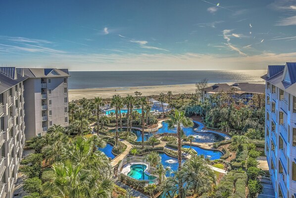 Indoor pool, a heated pool - 3205 Seacrest – Oceanfront Corner Villa with Panoramic Atlantic Views (Hilton Head Island)