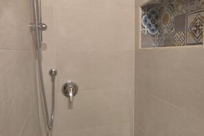 Douche, shampoing