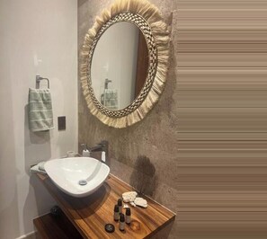 Unclassified image, 5 of 8, button - Relax in Tulum (Tulum)