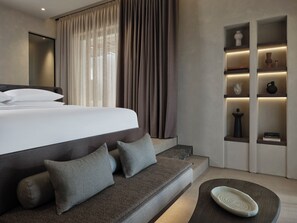 Estate Suite Private Pool Sea View | In-room dining