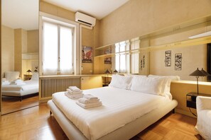 Apartment | Iron/ironing board, free WiFi, bed sheets - Brera Apartments in Sant'Ambrogio (Milan)