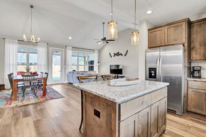 Interior - Dual Homes Near Canyon Lake | 2 Hot Tubs, Firepits & Fenced Yards (Canyon Lake)
