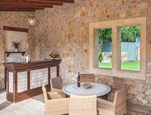 House | Balcony - Elegant Family Villa Close to Manacor (Manacor)