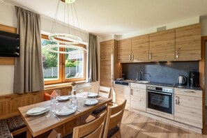 Private kitchen - Apartments Andrea Cäciel - Your alpine home in Brixen im Thale (Kitzbühel)