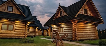 Comfortable, Large Holiday Homes With Terraces