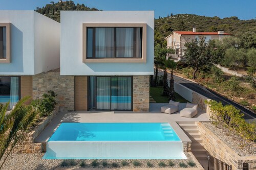 The Palms Resort Villa Beach One with Pool